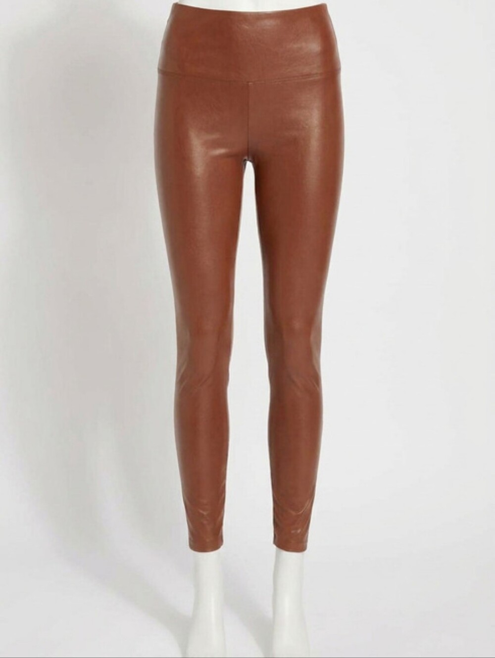 Lyssé Textured Vegan Leather Leggings (Style 10-2384-M8) in the color Whiskey